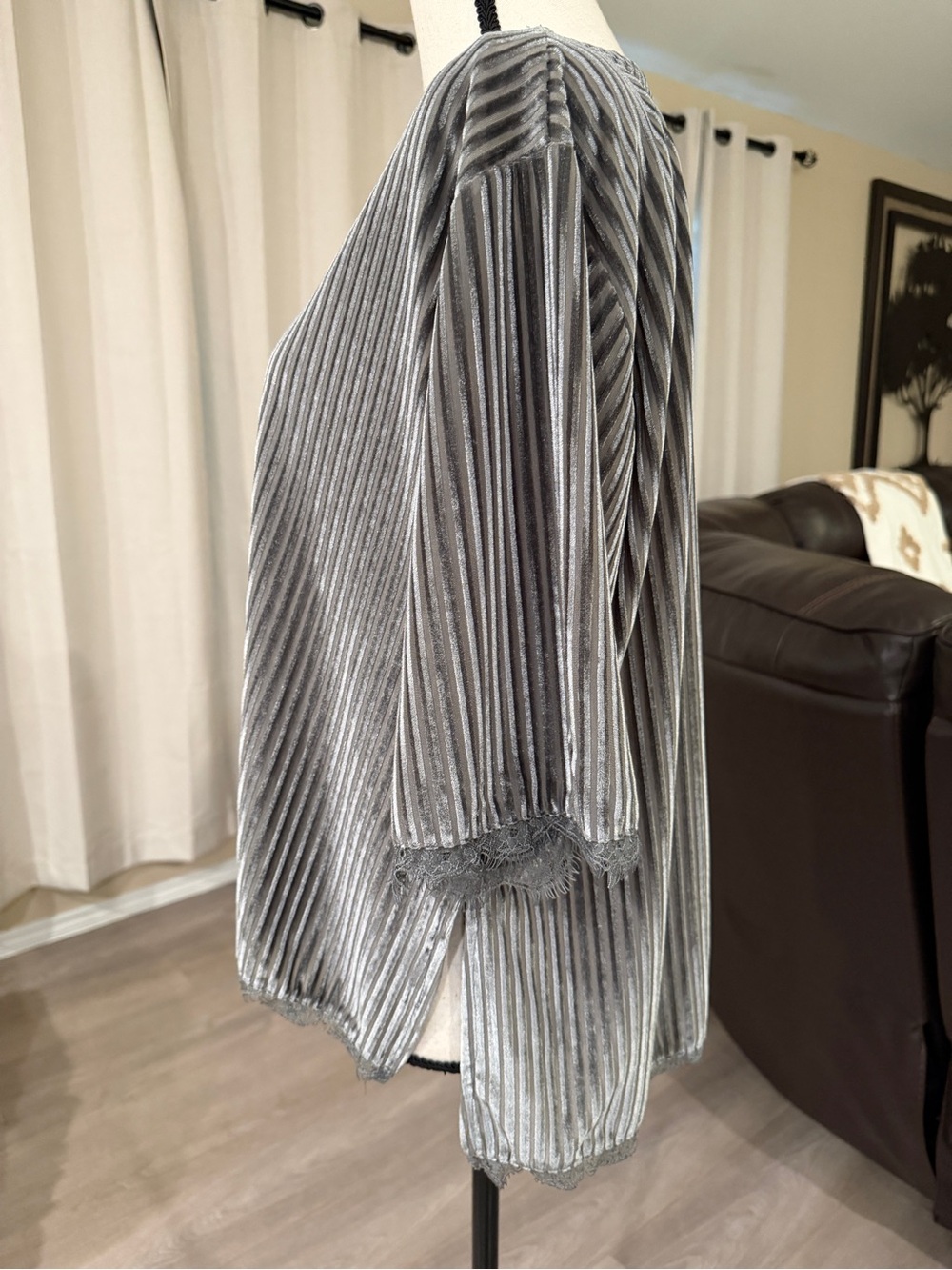 POL Silver Pleated Velvet Scoop Neck Blouse - Picture 3 of 13